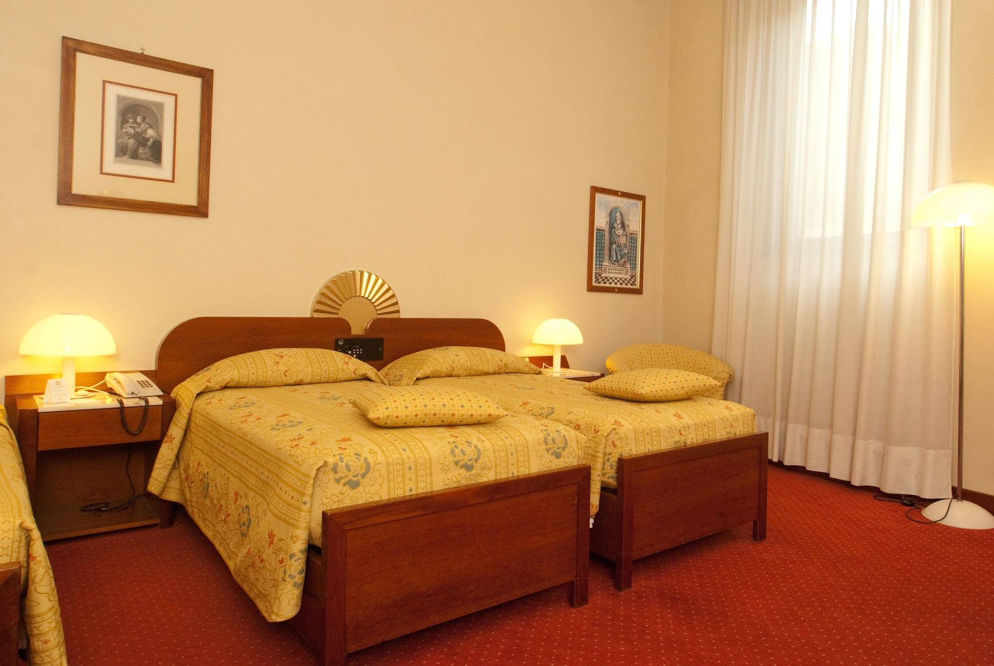 Hotel Roma Firenze Bagian luar foto