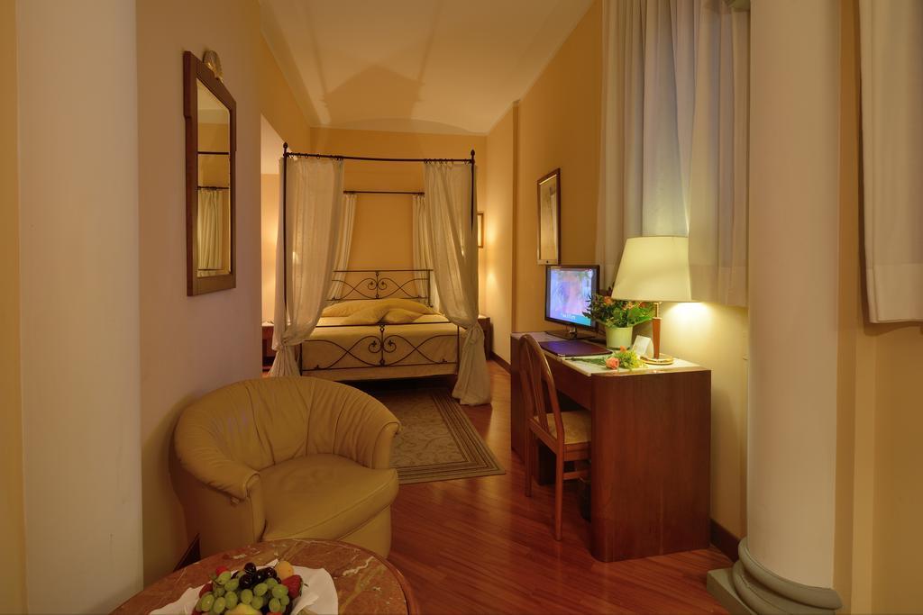 Hotel Roma Firenze Bagian luar foto